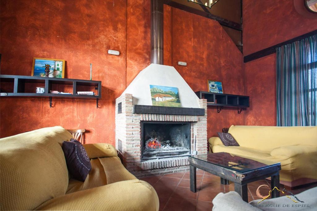 Albergue De Espiel Екстериор снимка